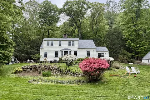 18 Cartbridge Rd, Weston, CT 06883