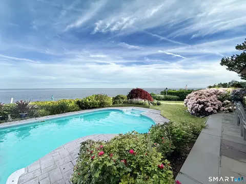 125 Battery Park Dr, Bridgeport, CT 06605