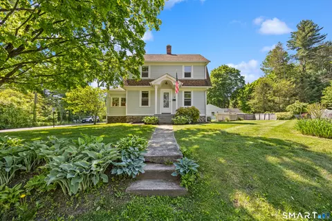 61 Prospect St, Watertown, CT 06795