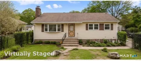 1121 Tolland St, East Hartford, CT 06108