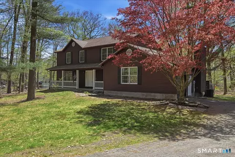 1 Scalise Dr, Columbia, CT 06237