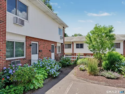550 Prospect St #8, New Haven, CT 06511