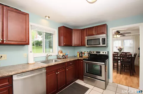 Kitchen - 21 Ruby St, New Haven, CT 06515 photo 2 of 4