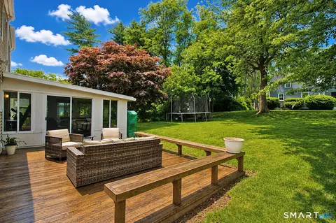 Exterior - 21 Ruby St, New Haven, CT 06515 photo 6 of 10