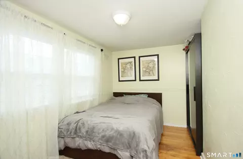 Bedroom - 21 Ruby St, New Haven, CT 06515 photo 2 of 6