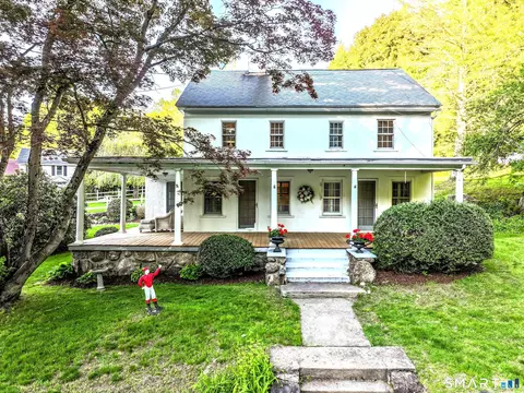 153 Ball Pond Rd, New Fairfield, CT 06812