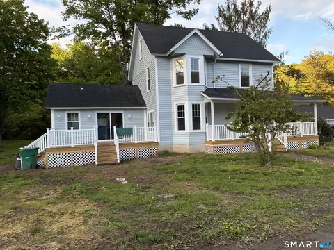 9 Loomis St, Winchester, CT 06098