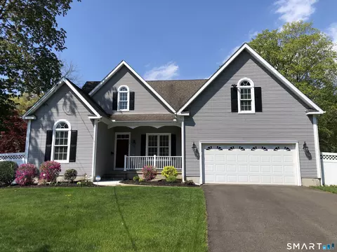 228 S Main St, Manchester, CT 06040