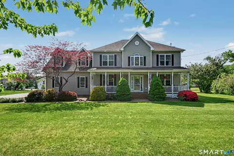 124 Damascus Rd, Branford, CT 06405