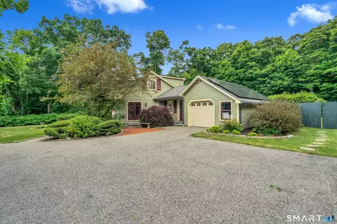 Exterior - 5 N Beech Tree Rd, Brookfield, CT 06804 photo 3 of 6