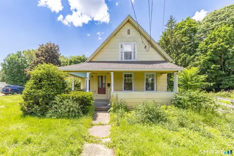 386 Parker St, Manchester, CT 06042