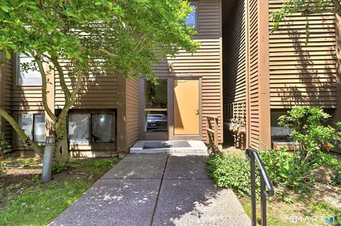 900 Mix Ave #79, Hamden, CT 06514