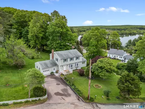 38 Roberts Rd, Groton, CT 06340