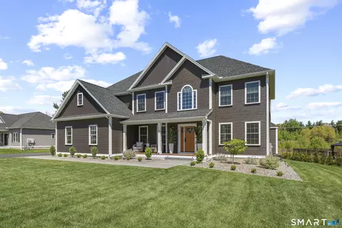 61 Winchester Dr, Southington, CT 06489