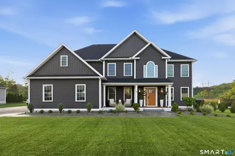 61 Winchester Dr, Southington, CT 06489