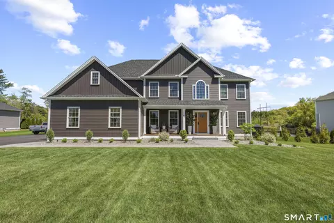 61 Winchester Dr, Southington, CT 06489