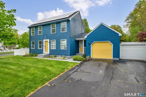 5 Bentley Dr, Manchester, CT 06040