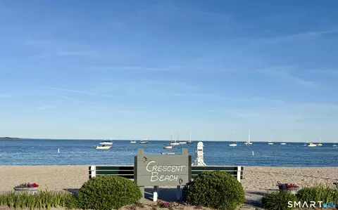 61 Terrace Ave, Niantic, CT 06357
