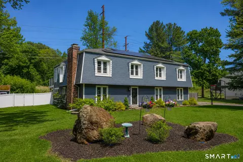 89 Shweky Ln, Southington, CT 06489