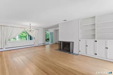 Living - 68 Cornwall Rd, Berlin, CT 06037 photo 3 of 3