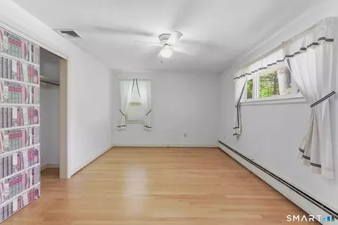 Bedroom - 68 Cornwall Rd, Berlin, CT 06037 photo 3 of 5