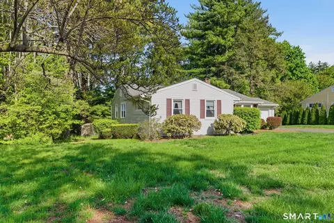 Exterior - 68 Cornwall Rd, Berlin, CT 06037 photo 3 of 8
