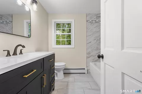 Bath - 7 Sycamore Ter, Windham, CT 06280 photo 2 of 4