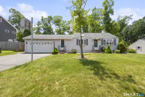 6 Virginia Rd, North Branford, CT 06471