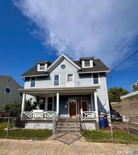 384 Wells St, Bridgeport, CT 06606