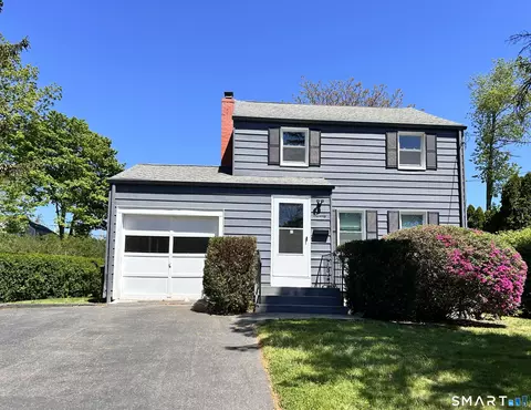 70 Guilford Dr, Bridgeport, CT 06606