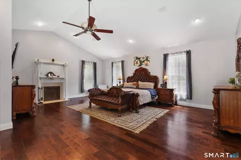 Bedroom - 56 River Rd, Killingly, CT 06241 photo 2 of 5
