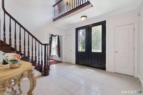 Entry Way - 56 River Rd, Killingly, CT 06241 photo 2 of 2
