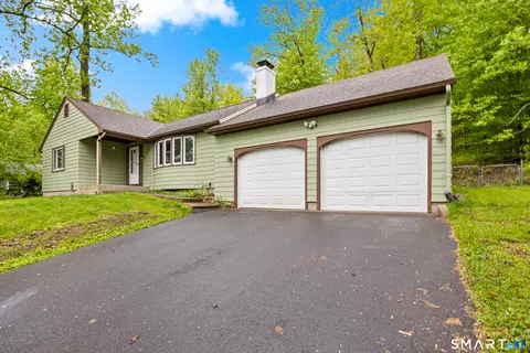 89 Swanson Dr, Bristol, CT 06010
