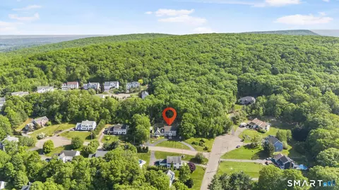 View/Area - 1 Hidden Brook Rd, Hamden, CT 06518 photo 2 of 3