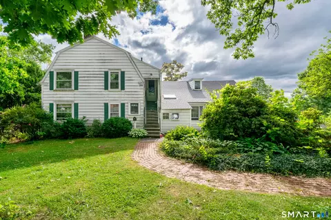 Exterior - 29 S Main St, Windsor Locks, CT 06096 photo 2 of 5