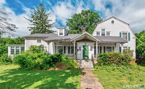 29 S Main St, Windsor Locks, CT 06096