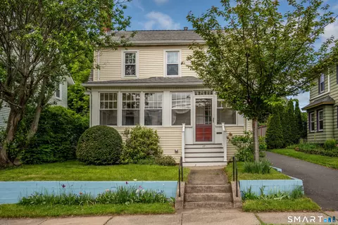 17 Troy St, West Hartford, CT 06119
