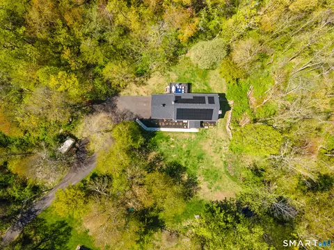 View/Area - 225 Bethmour Rd, Bethany, CT 06524 photo 3 of 4