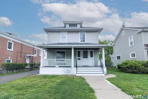 271 Brown St, West Haven, CT 06516