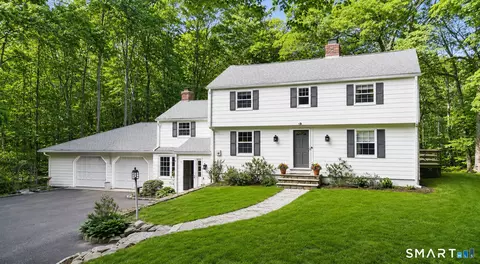 493 Valley Rd, New Canaan, CT 06840