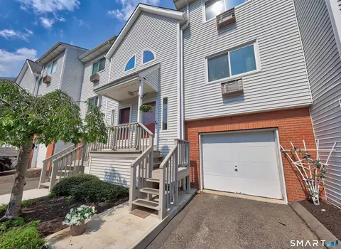 925 Oronoke Rd #15F, Waterbury, CT 06708