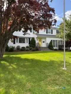 36 Dairy Farm Rd, Norwalk, CT 06851