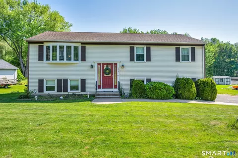 258 Candlewood Dr, Bristol, CT 06010