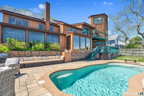 Exterior - 23 Cherry St, Niantic, CT 06357 photo 2 of 6