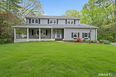 20 Saxton Brook Dr, Simsbury, CT 06070