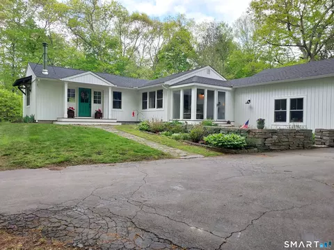 47 Ferry Rd, Lyme, CT 06371