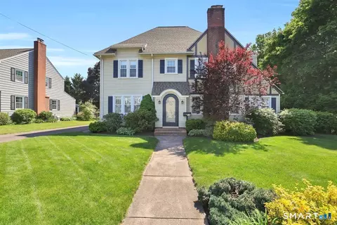 118 Porter St, Manchester, CT 06040