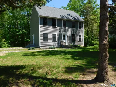 32 Second St, Lebanon, CT 06249
