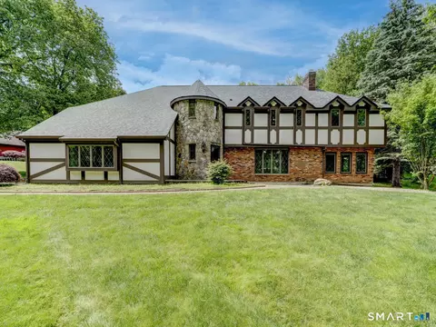 49 Old Farms Rd, Glastonbury, CT 06073