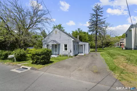 121 E Barber St, Windsor, CT 06095